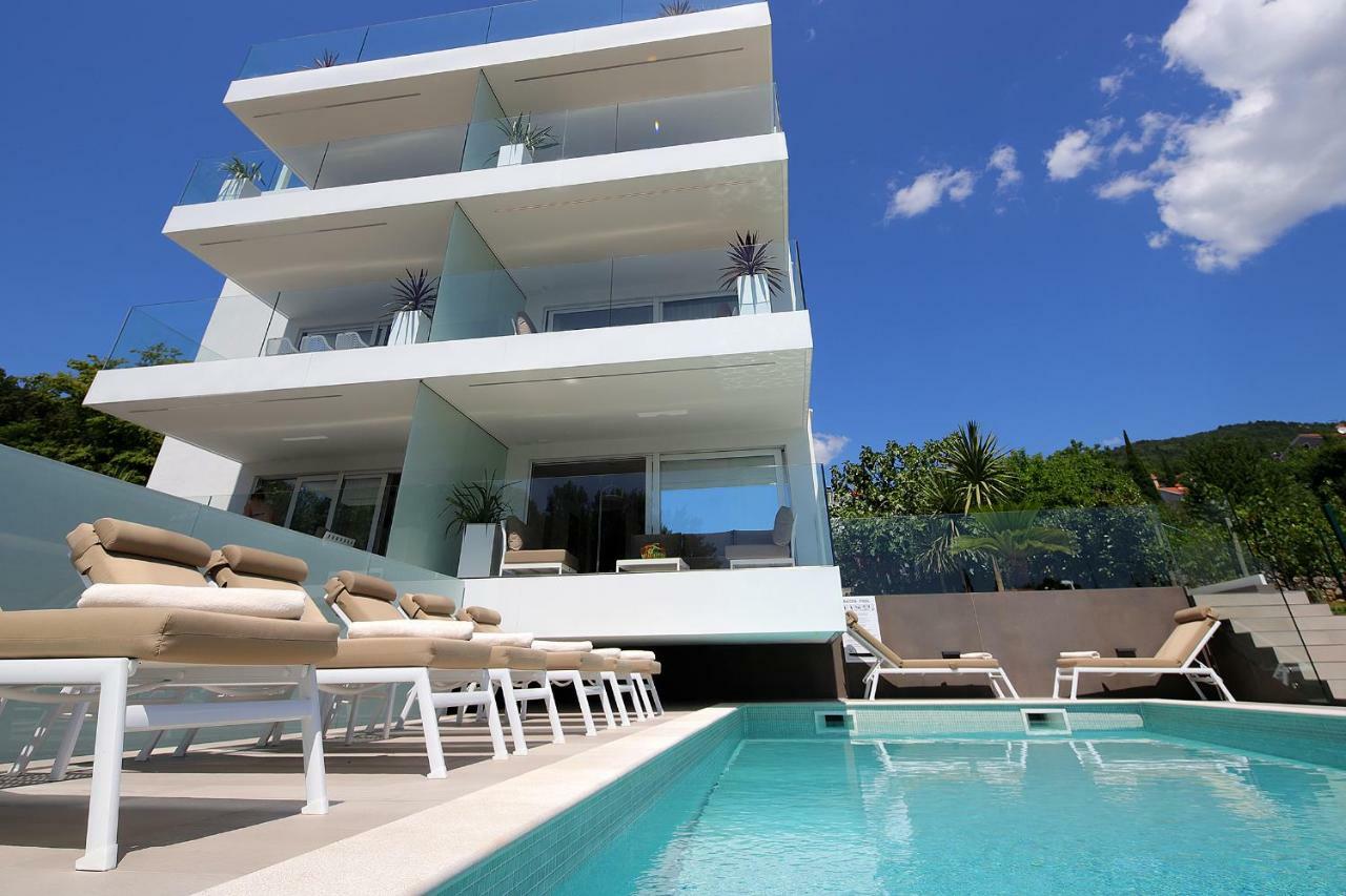 New Apartment With Swimming Pool Near The Beach Ičići Exterior foto